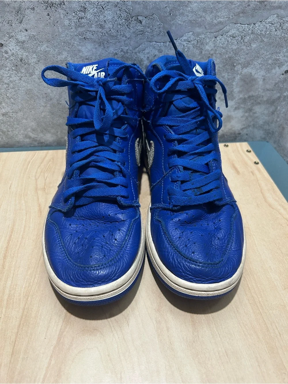 Nike Air Jordan 1 Retro High OG sneakers men’s 9.5